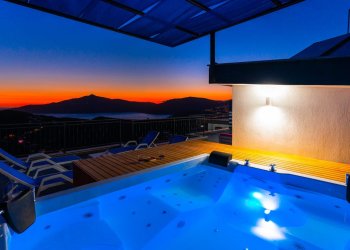  Enjoy the comfort in jacuzzi-equipped hotels with Jakuzi.co brand in Nevşehir!