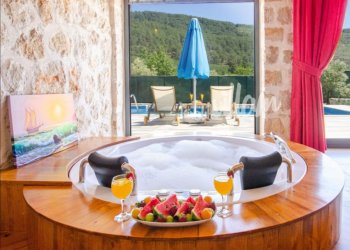 Common Mistakes in Choosing a Jacuzzi and How to Avoid Them?